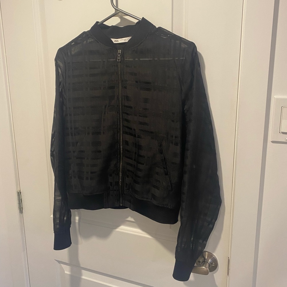 Zara - Bomber jacket - Picture 2 of 11